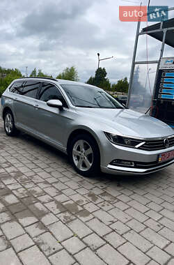 Універсал Volkswagen Passat 2015 в 