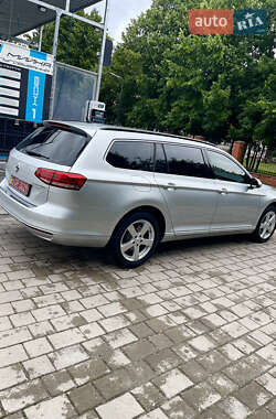 Універсал Volkswagen Passat 2015 в 