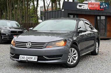 Седан Volkswagen Passat 2012 в Стрию