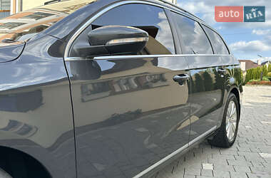 Універсал Volkswagen Passat 2013 в 