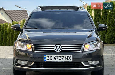 Універсал Volkswagen Passat 2013 в 