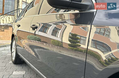 Універсал Volkswagen Passat 2013 в 