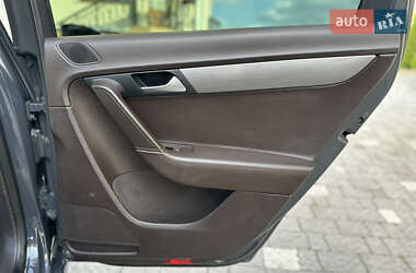 Універсал Volkswagen Passat 2013 в 