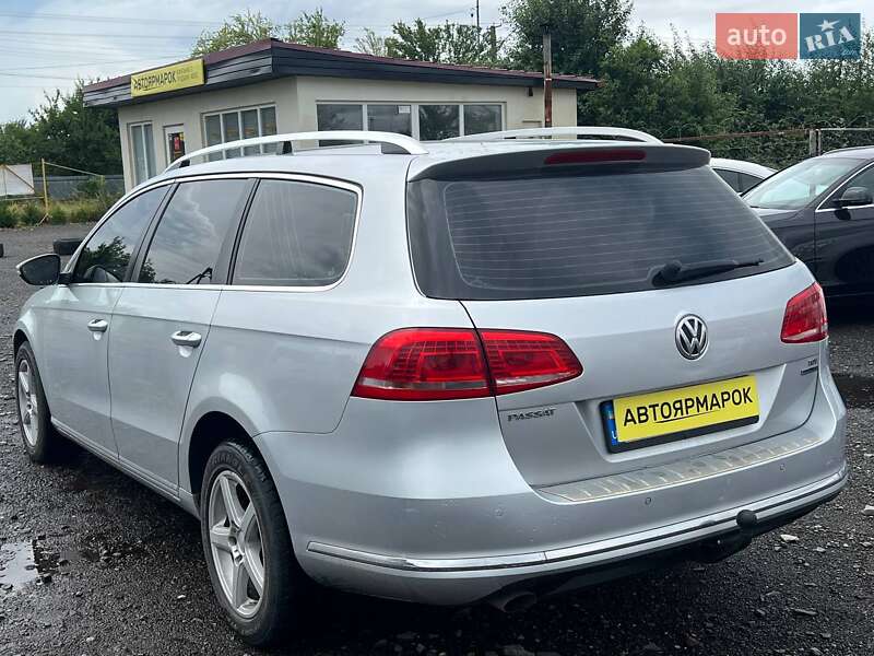 Универсал Volkswagen Passat 2011 в Ужгороде