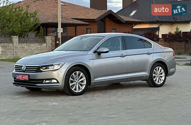 Седан Volkswagen Passat 2019 в 