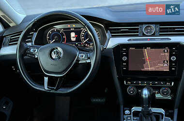 Седан Volkswagen Passat 2019 в 
