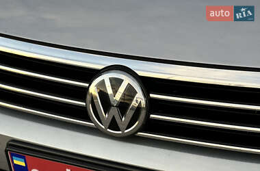 Седан Volkswagen Passat 2019 в 