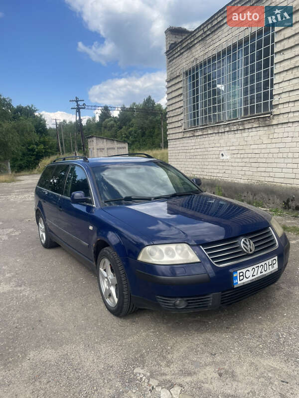 Универсал Volkswagen Passat 2001 в Новояворовске