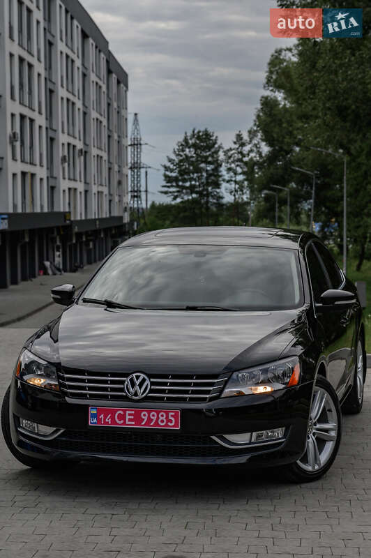 Седан Volkswagen Passat 2013 в Новояворовске