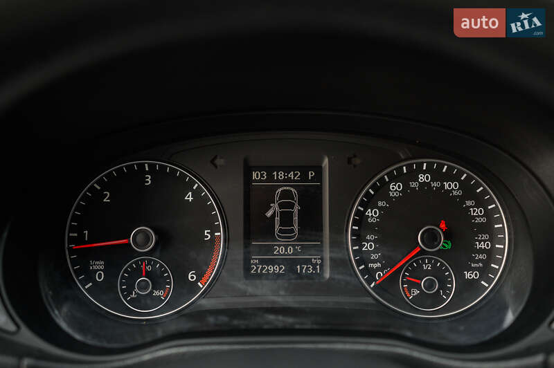 Седан Volkswagen Passat 2013 в Новояворовске