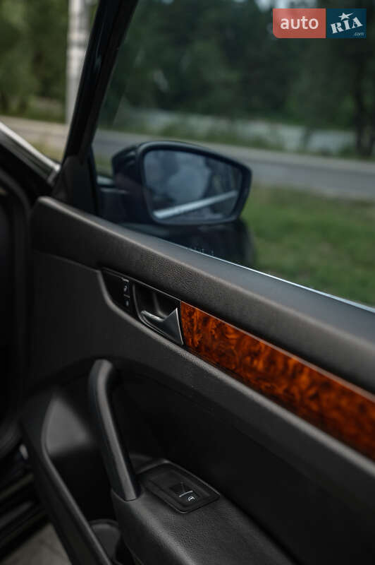 Седан Volkswagen Passat 2013 в Новояворовске