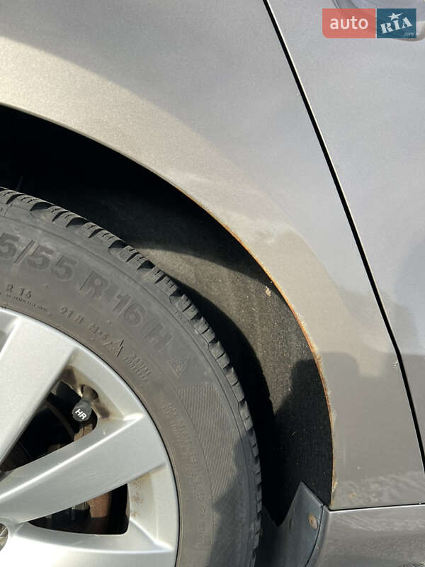 Универсал Volkswagen Passat 2011 в Днепре