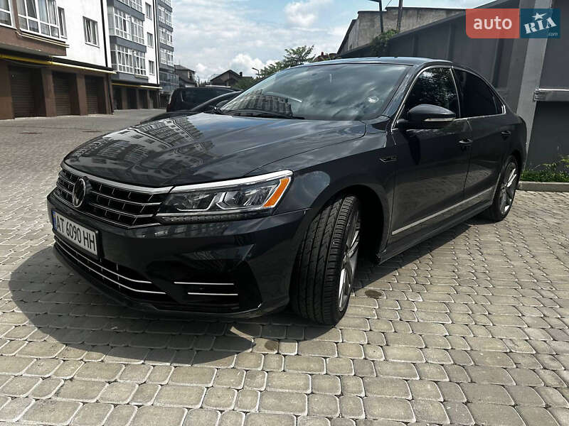 Седан Volkswagen Passat 2017 в Ивано-Франковске фото 2 Седан Volkswagen Passat 2017 в Ивано-Франковске