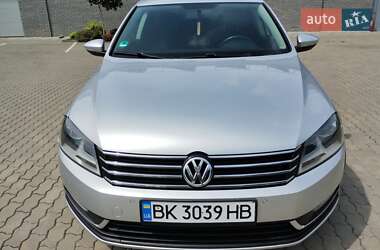 Универсал Volkswagen Passat 2013 в 