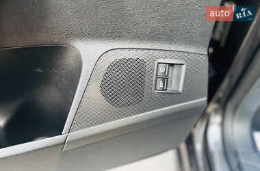 Універсал Volkswagen Passat 2010 в 