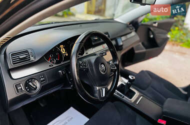 Універсал Volkswagen Passat 2010 в 