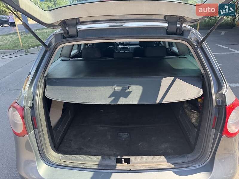 Универсал Volkswagen Passat 2007 в Киеве