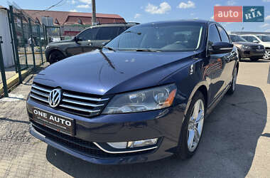 Седан Volkswagen Passat 2014 в Киеве