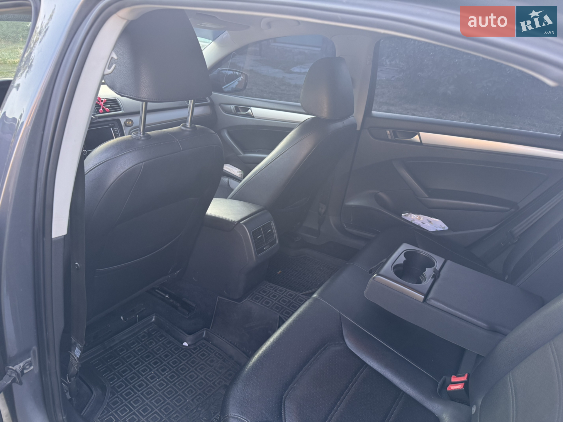 2012 Volkswagen Passat - мініатюра 5
