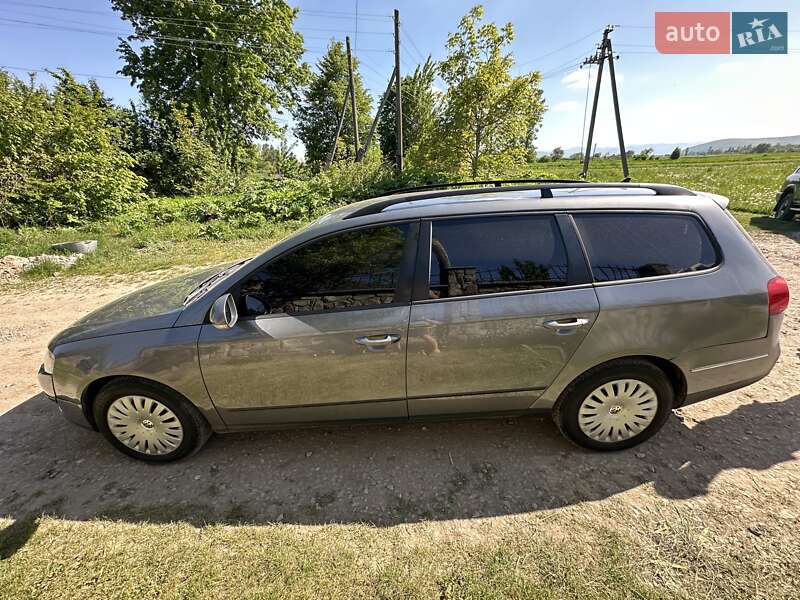 Універсал Volkswagen Passat 2008 в Надвірній