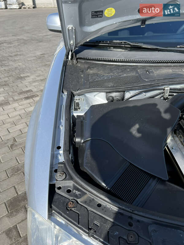 Универсал Volkswagen Passat 2003 в Луцке
