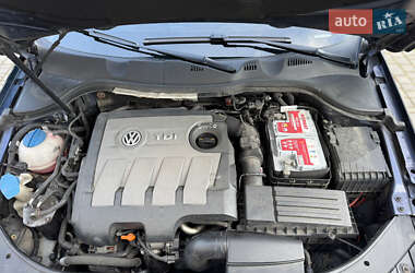 Универсал Volkswagen Passat 2011 в 