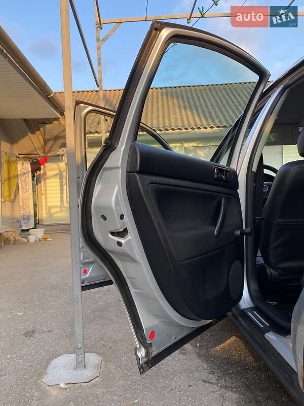 Седан Volkswagen Passat 2003 в Соснице