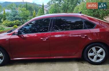 Седан Volkswagen Passat 2014 в Львові