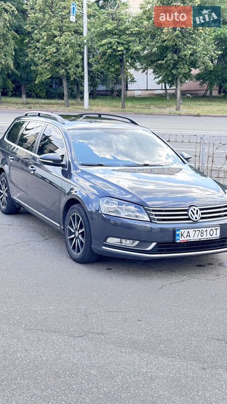 Volkswagen Passat 2011