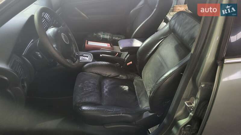 Седан Volkswagen Passat 2002 в Тернополе