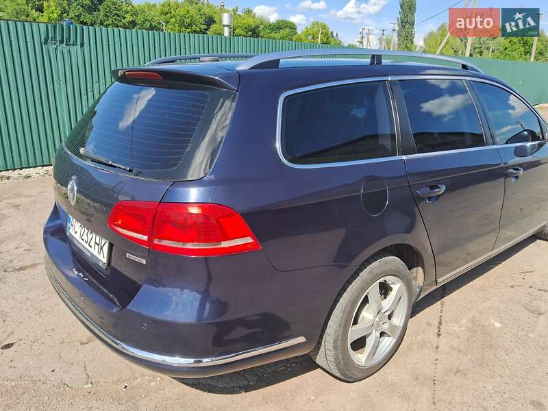 Універсал Volkswagen Passat 2011 в Луцьку