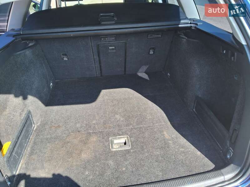 Універсал Volkswagen Passat 2011 в Луцьку