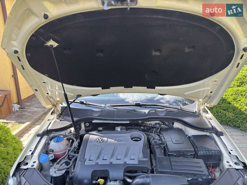 Универсал Volkswagen Passat 2014 в Самборе фото 35 Универсал Volkswagen Passat 2014 в Самборе
