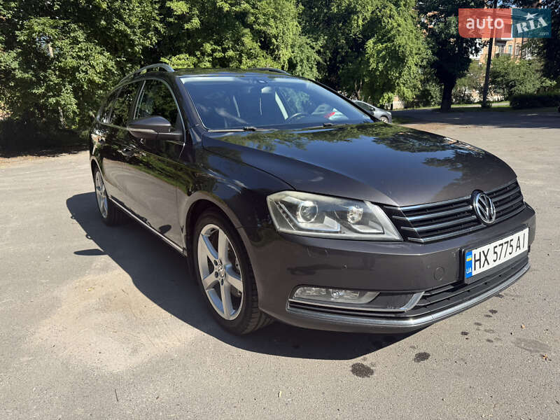 Volkswagen Passat 2011