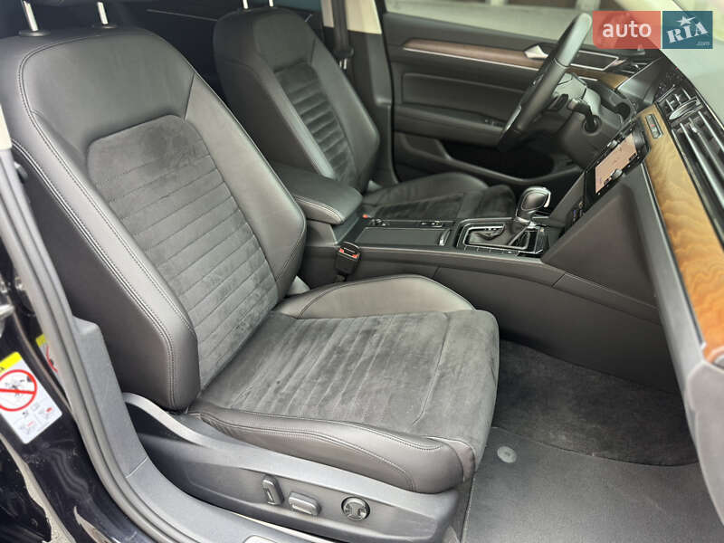 Седан Volkswagen Passat 2018 в Харькове