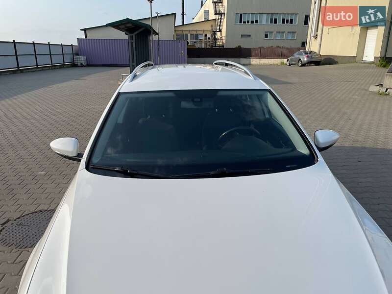 Универсал Volkswagen Passat 2011 в Луцке