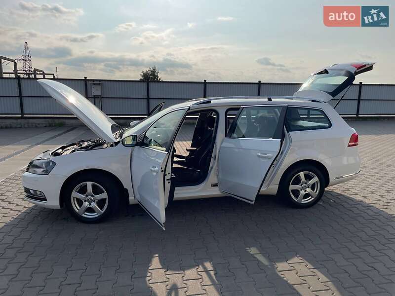 Универсал Volkswagen Passat 2011 в Луцке