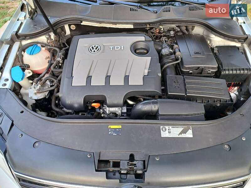 Универсал Volkswagen Passat 2013 в Полтаве