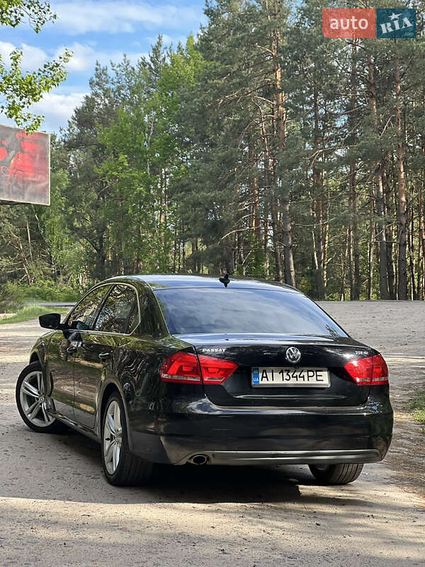 Седан Volkswagen Passat 2014 в Софиевской Борщаговке