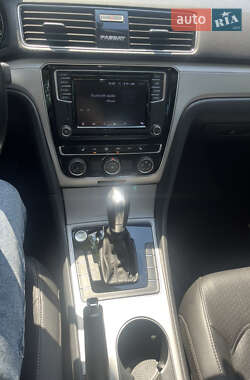Седан Volkswagen Passat 2018 в 