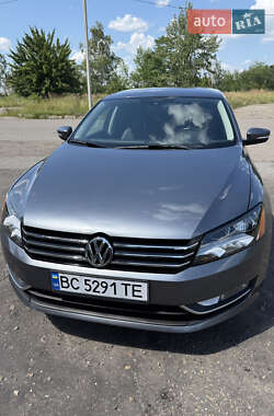 Седан Volkswagen Passat 2015 в Шептицькому