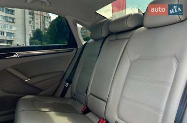 Седан Volkswagen Passat 2016 в 