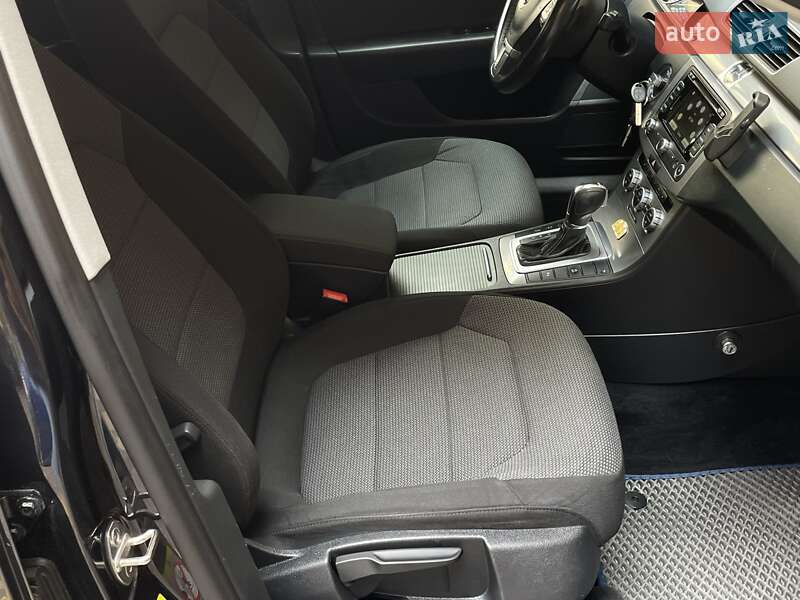 Универсал Volkswagen Passat 2014 в Виннице