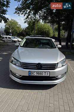 Седан Volkswagen Passat 2015 в Львові