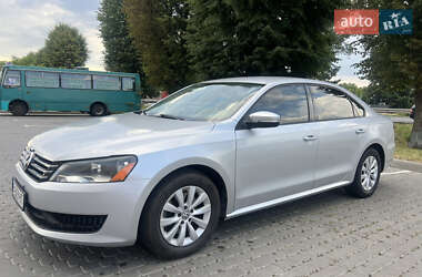 Седан Volkswagen Passat 2012 в Виннице