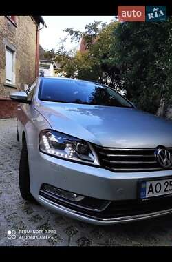 Універсал Volkswagen Passat 2013 в 
