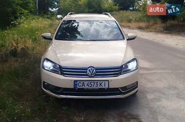 Универсал Volkswagen Passat 2013 в Умани