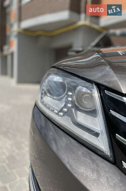 Седан Volkswagen Passat 2012 в 