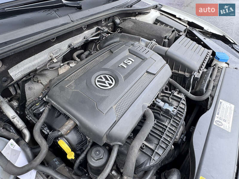 Седан Volkswagen Passat 2015 в Иршаве