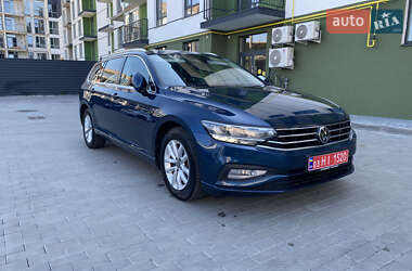 Универсал Volkswagen Passat 2022 в Луцке
